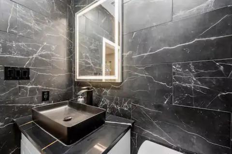Spacious 1Br Galleria Apt With Pool & Free Park Houston Buitenkant foto