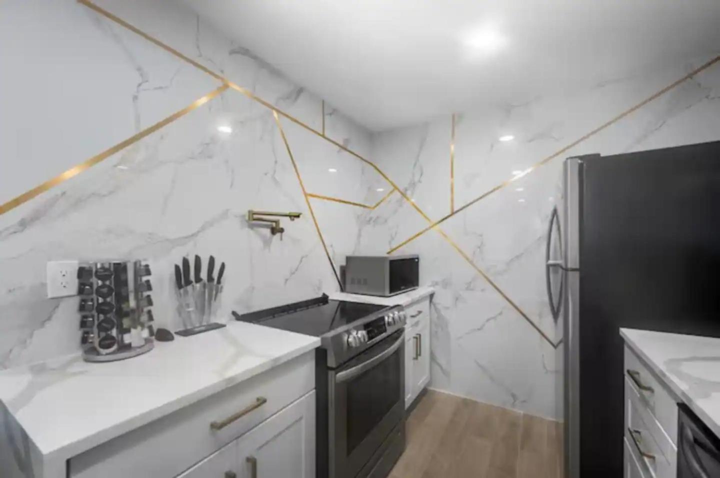 Spacious 1Br Galleria Apt With Pool & Free Park Houston Buitenkant foto