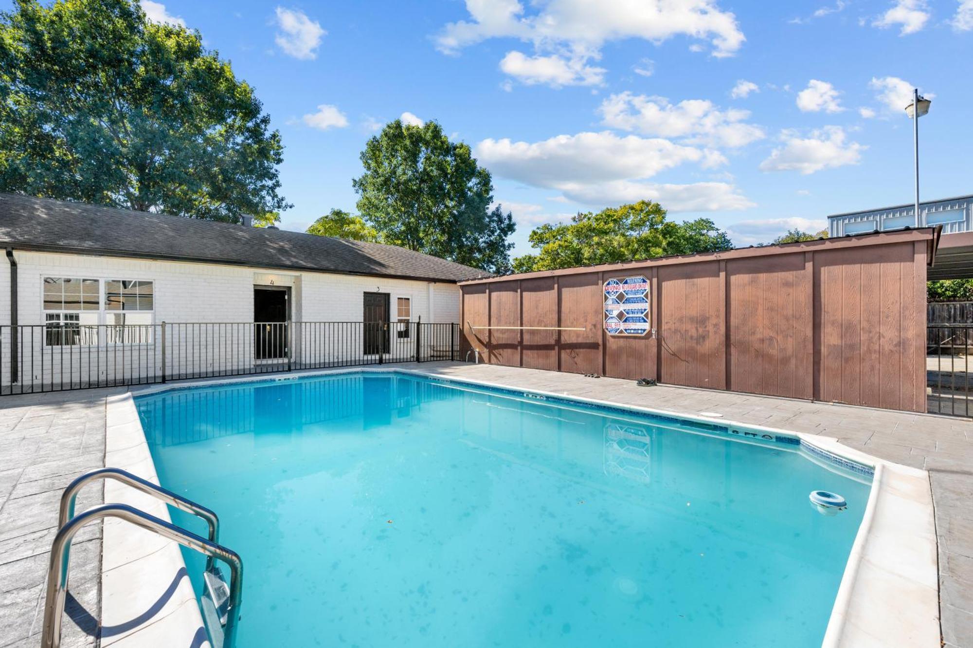 Spacious 1Br Galleria Apt With Pool & Free Park Houston Buitenkant foto